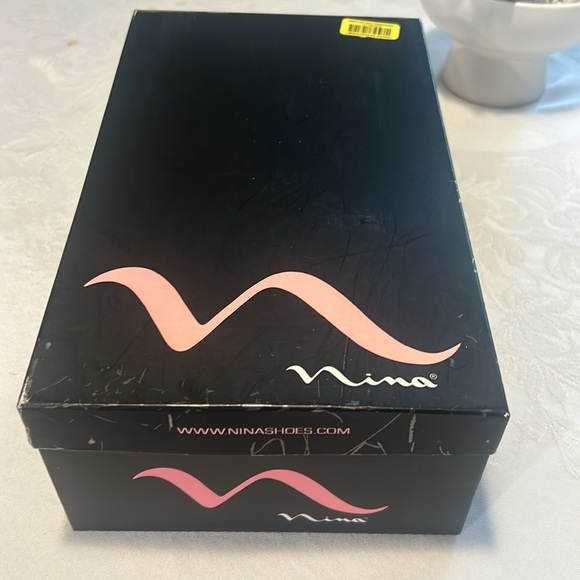 Nina Black Women's Heels size 8 1/2 - Picture 14 of 14